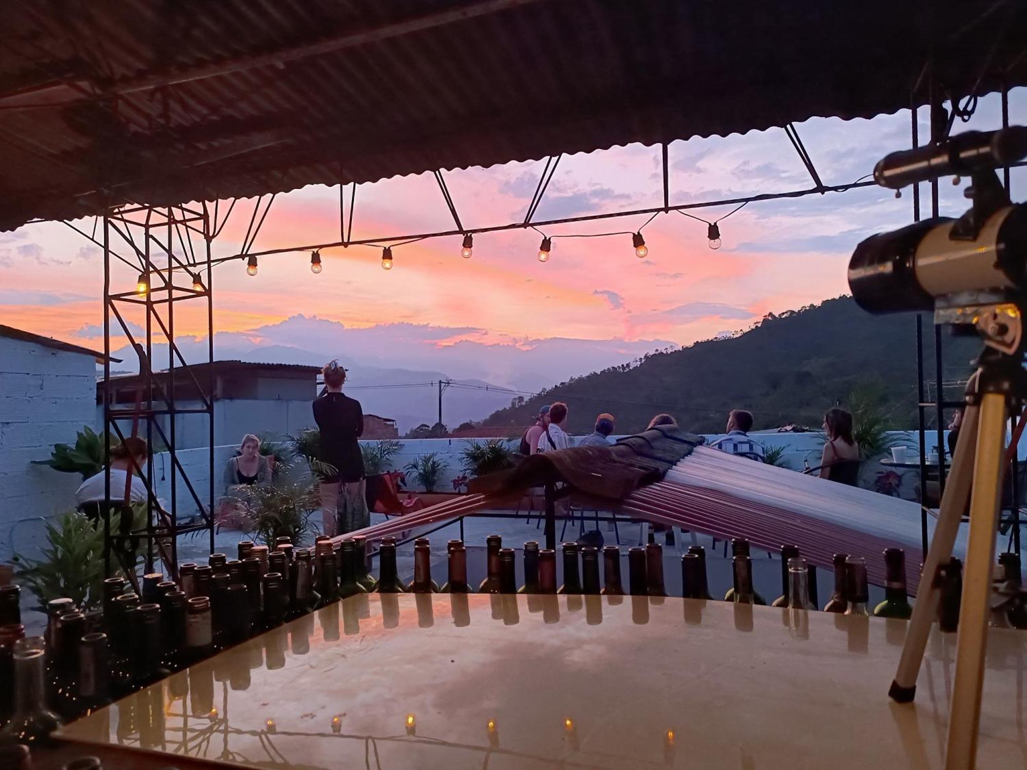 Magic Jardin Hostel - Patio, Balcony & Rooftop Екстер'єр фото