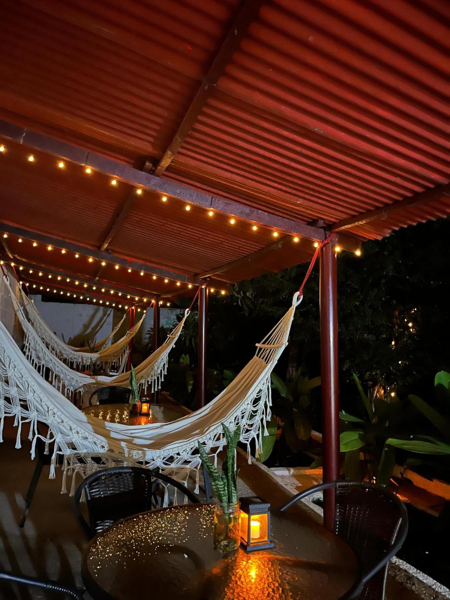 Magic Jardin Hostel - Patio, Balcony & Rooftop Екстер'єр фото